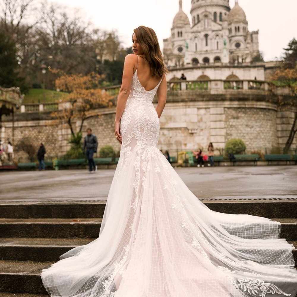 NWT - Imaya mermaid wedding gown by Madi Lane​​​​​​​​​​​